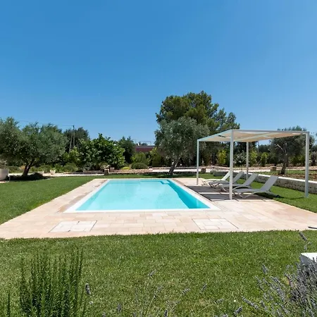 Trullo Zese Con Piscina Privata * サン・ミケーレ・サレンティーノ