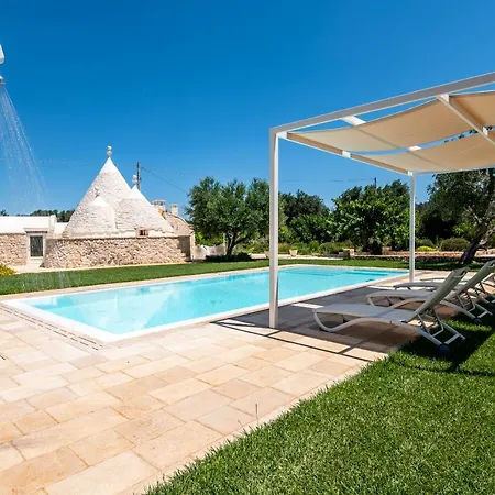 Trullo Zese Con Piscina Privata * サン・ミケーレ・サレンティーノ