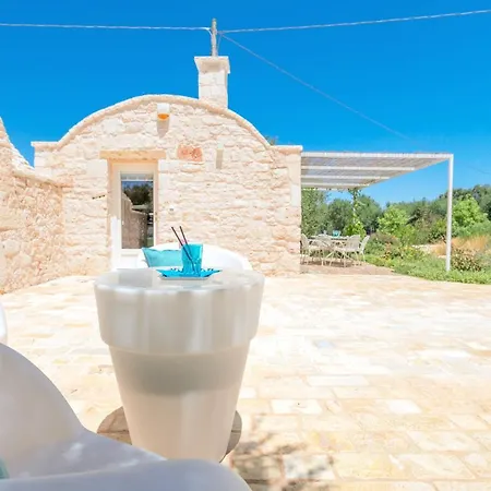 Trullo Zese Con Piscina Privata * サン・ミケーレ・サレンティーノ