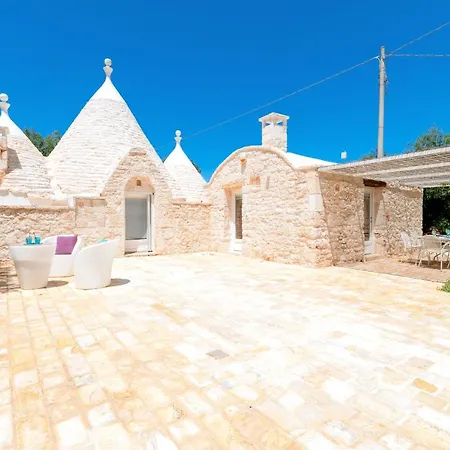 ヴィラ Trullo Zese Con Piscina Privata