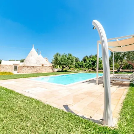 Trullo Zese Con Piscina Privata サン・ミケーレ・サレンティーノ
