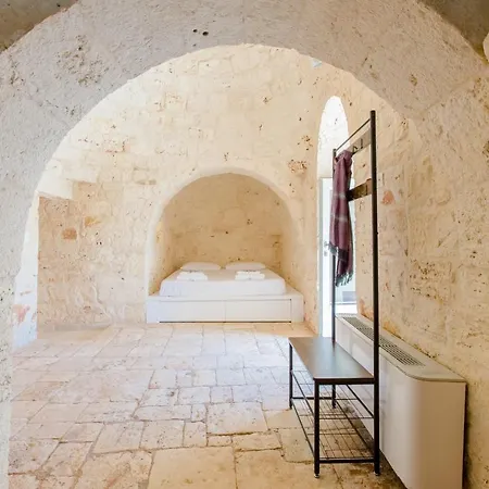 Trullo Zese Con Piscina Privata *