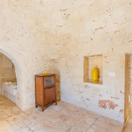 ヴィラ Trullo Zese Con Piscina Privata