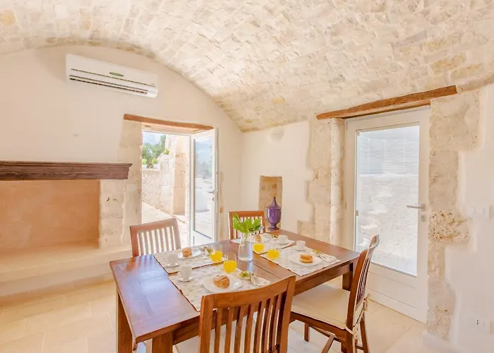 Trullo Zese Con Piscina Privata